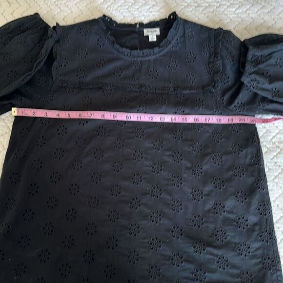 J. Crew High Neck Eyelet Cotton Blouse Lined Ruffled Neckline Elastic Sleeves M - Picture 7 of 12